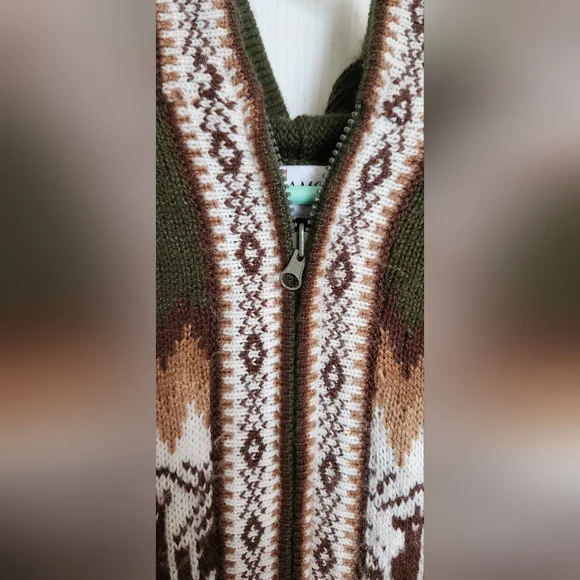 Amorinka Alpaca Wool Hooded Zip-Up Sweater - XL, Made in Peru - Picture 4 of 11